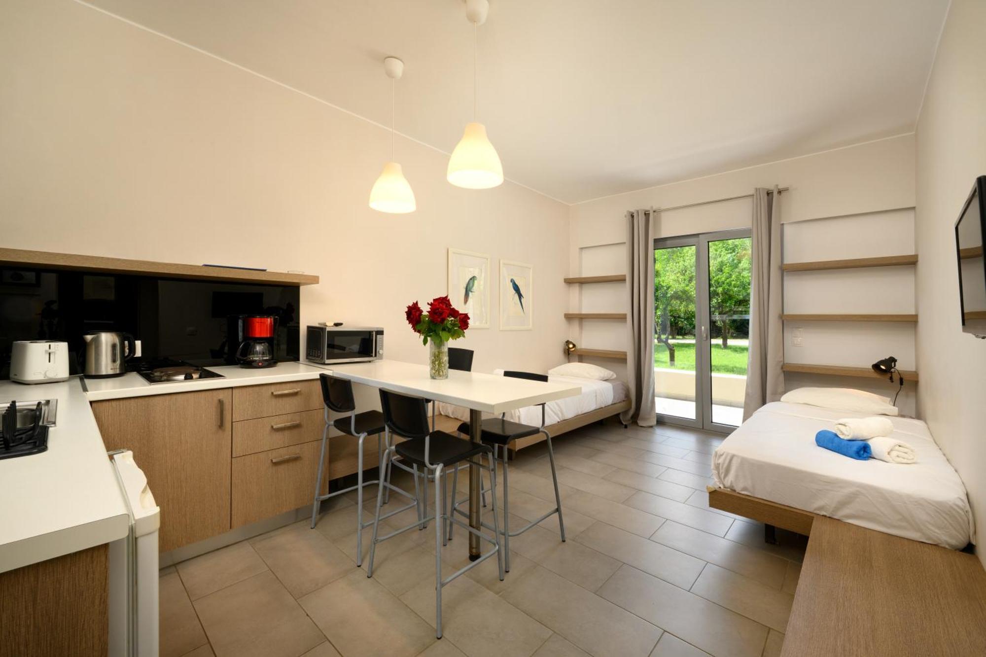 Orange Grove Suites Benitses  Exterior foto